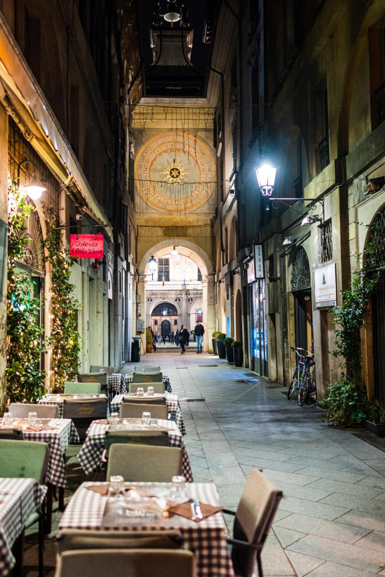 Hotel Fiordiluna, Nel Cuore Di Brescia Zewnętrze zdjęcie
